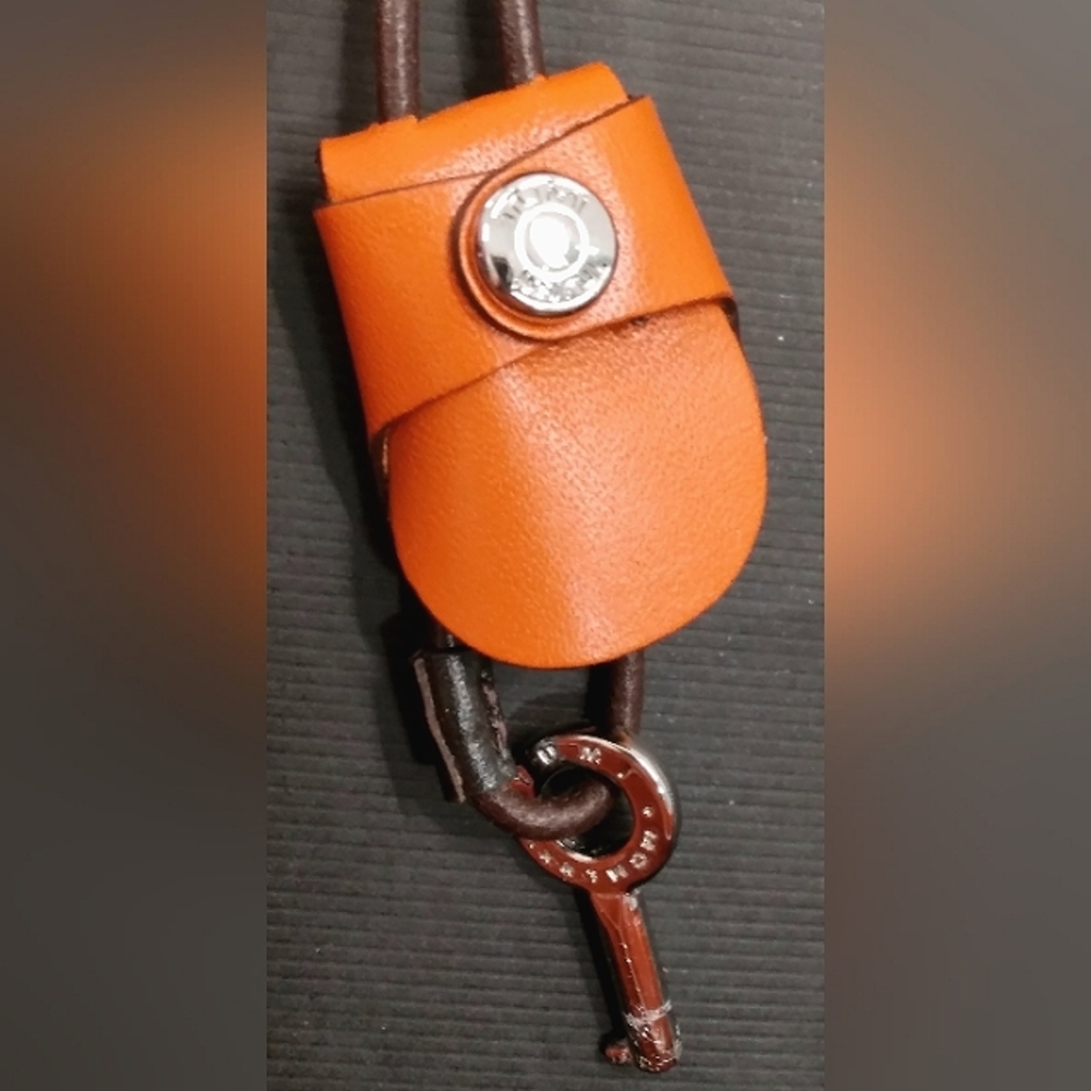 Tumi Orange Leather Tote Shoulder Bag - Picture 9 of 14